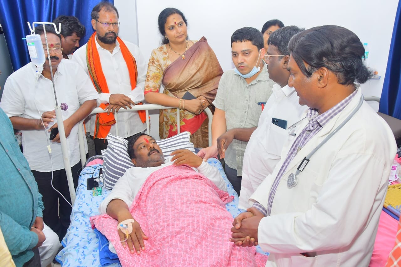 Ex MLA Maheshwar Reddy Hospitalized1
