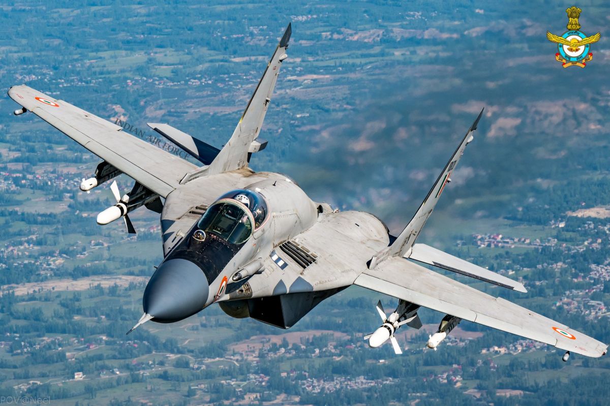 MiG-29 fighter jets replace MiG-21 aircraft at Srinagar air base 1