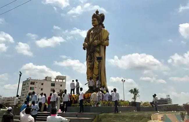 Minister KTR Inaugurates NTR Park In Khammam