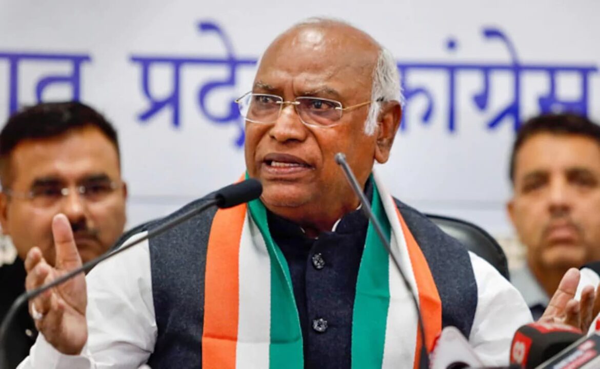 mallikarjuna kharge fire on bjp in cwc meeting