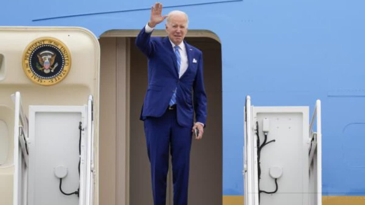 Joe Biden left for Vietnam in the middle of G20 Summit