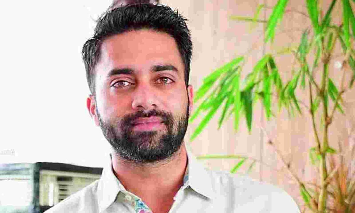 comissioner cv anand fire on baby movie hero navadeep escaped