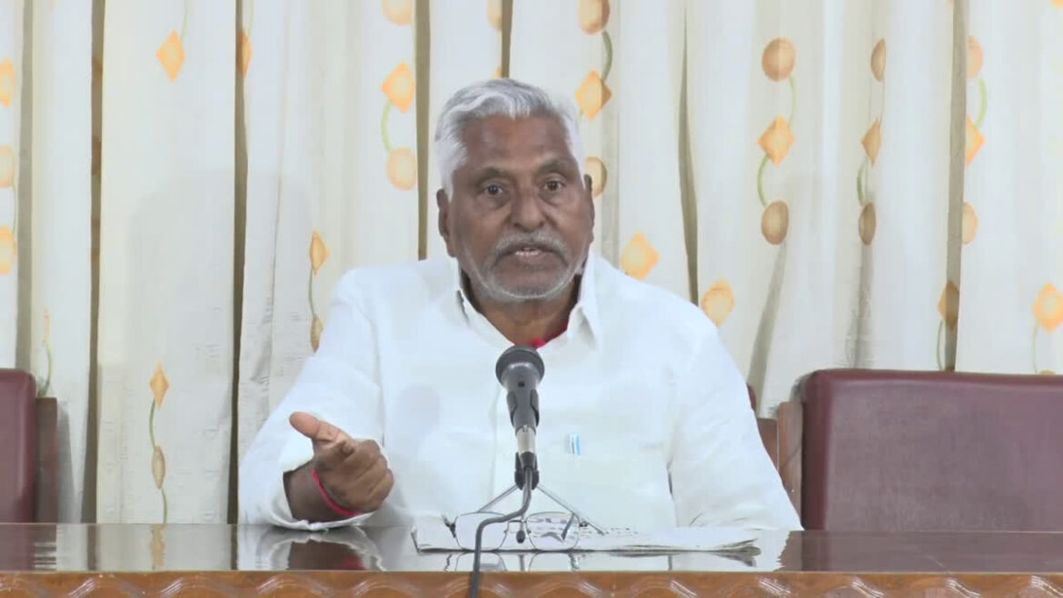 MLC Jeevan Reddy: Governor's delay on resignations is inappropriate: MLC Jeevan Reddy