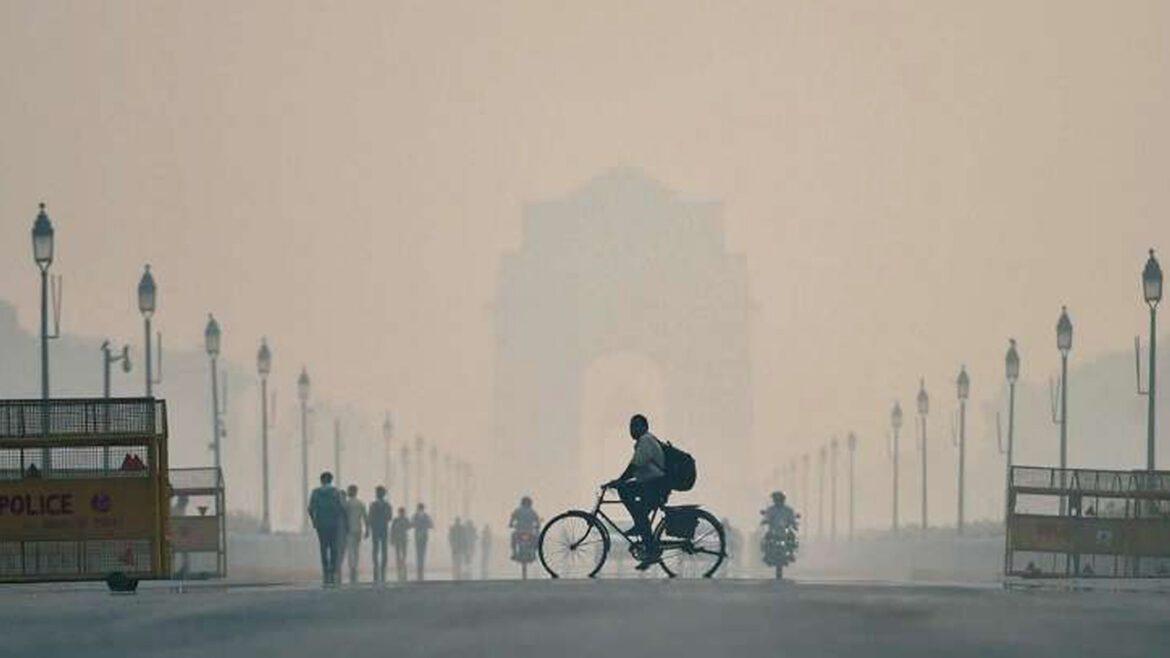 Delhi Weather: Big relief for Delhi.. Pollution is decreasing with rain..!