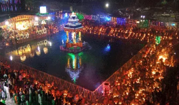 Karthika pournami: Shambho Shankara.. 'Karthika pournami' beauty in temples..!