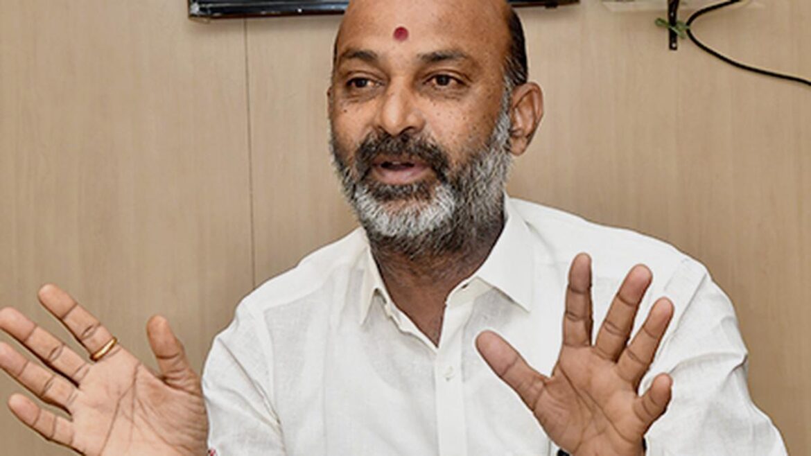 bandisanjay sensational comments on rahul gandhi