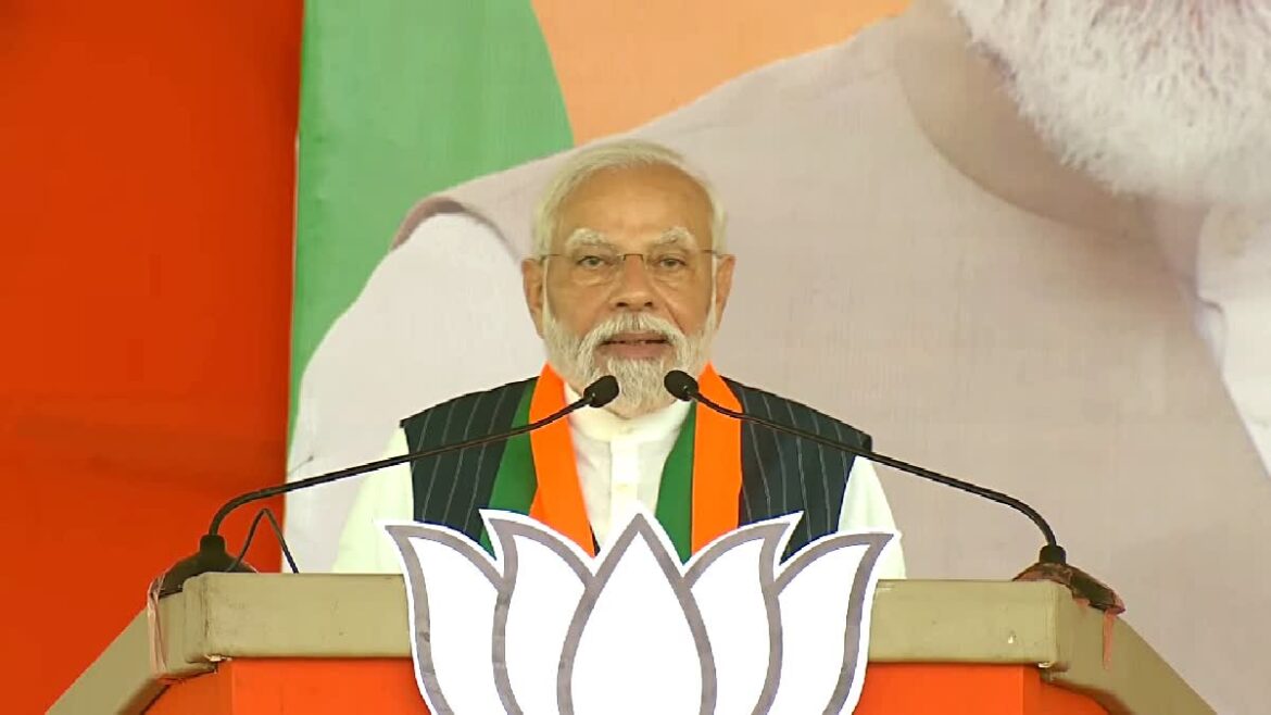 pm modi fire on brs and congress in maheshwaram Public Meeting