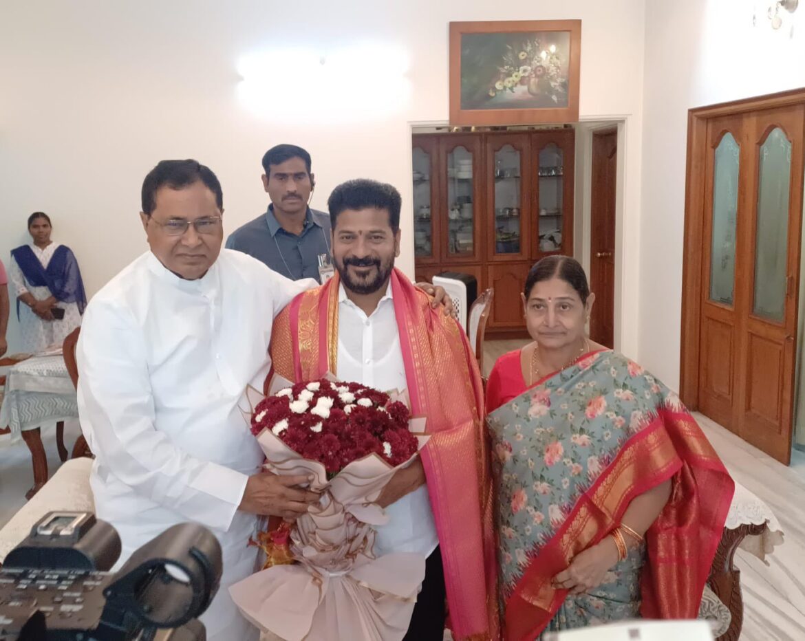 CM Revanth Reddy Meets Congress Senior Leader Jana Reddy
