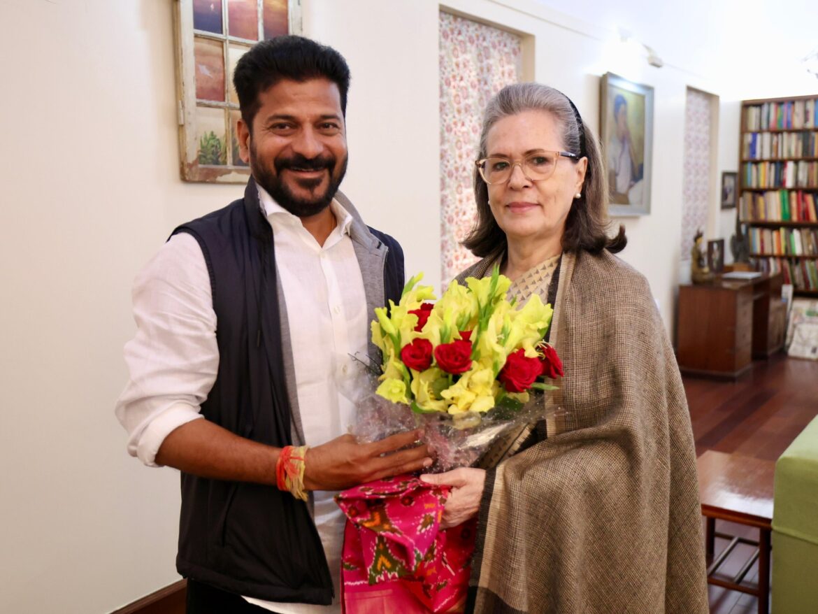 Sonia Gandhi will come for Revanth's swearing ceremony 1