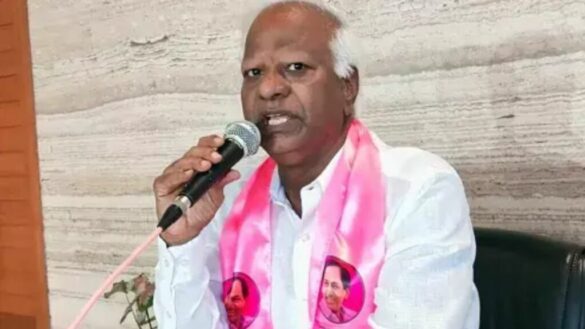 brs mla kadiam srihari made strong comments on the comments of the ministers who went to inspect medigadda