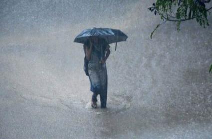 Rain Alert: Oncoming storm.. Rains for three more days in Telangana..!