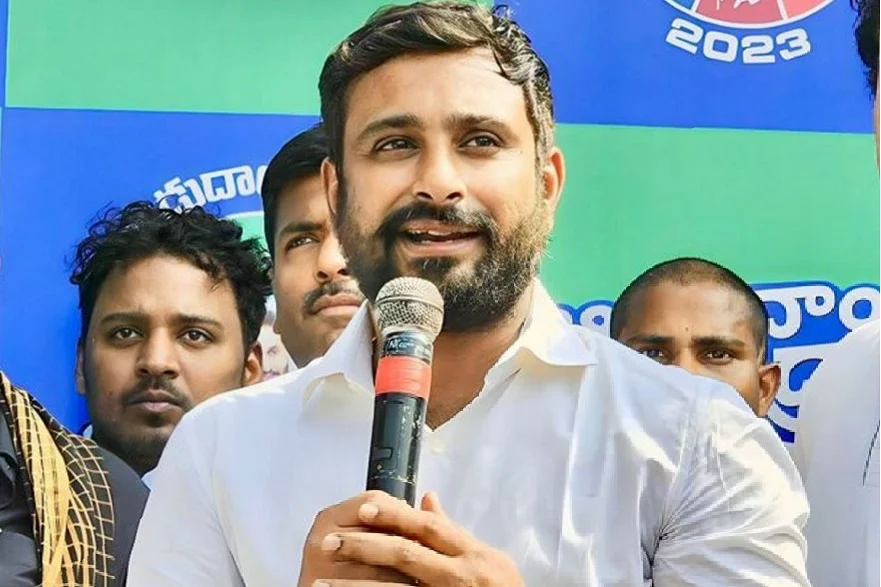 Ambati Rayudu Suddenly Meet Pawan Kalyan