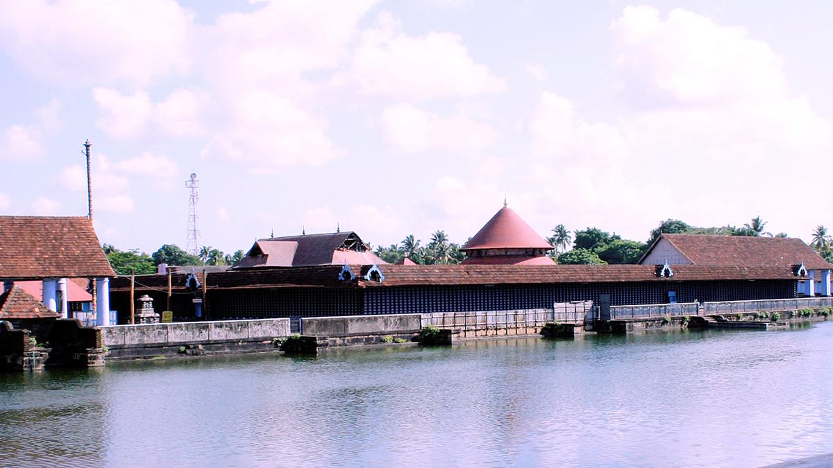 Sree Koodalmanikyam Temple 3