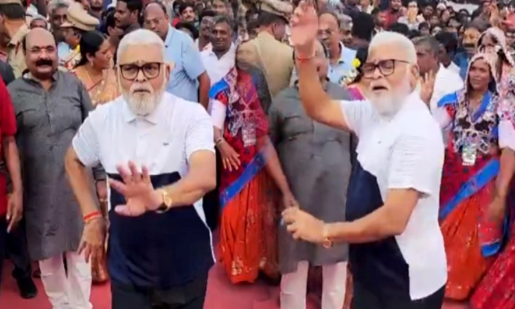 Bhogi Celebrations: Bhogi is a feast for the eyes.. Film and political celebrities..!