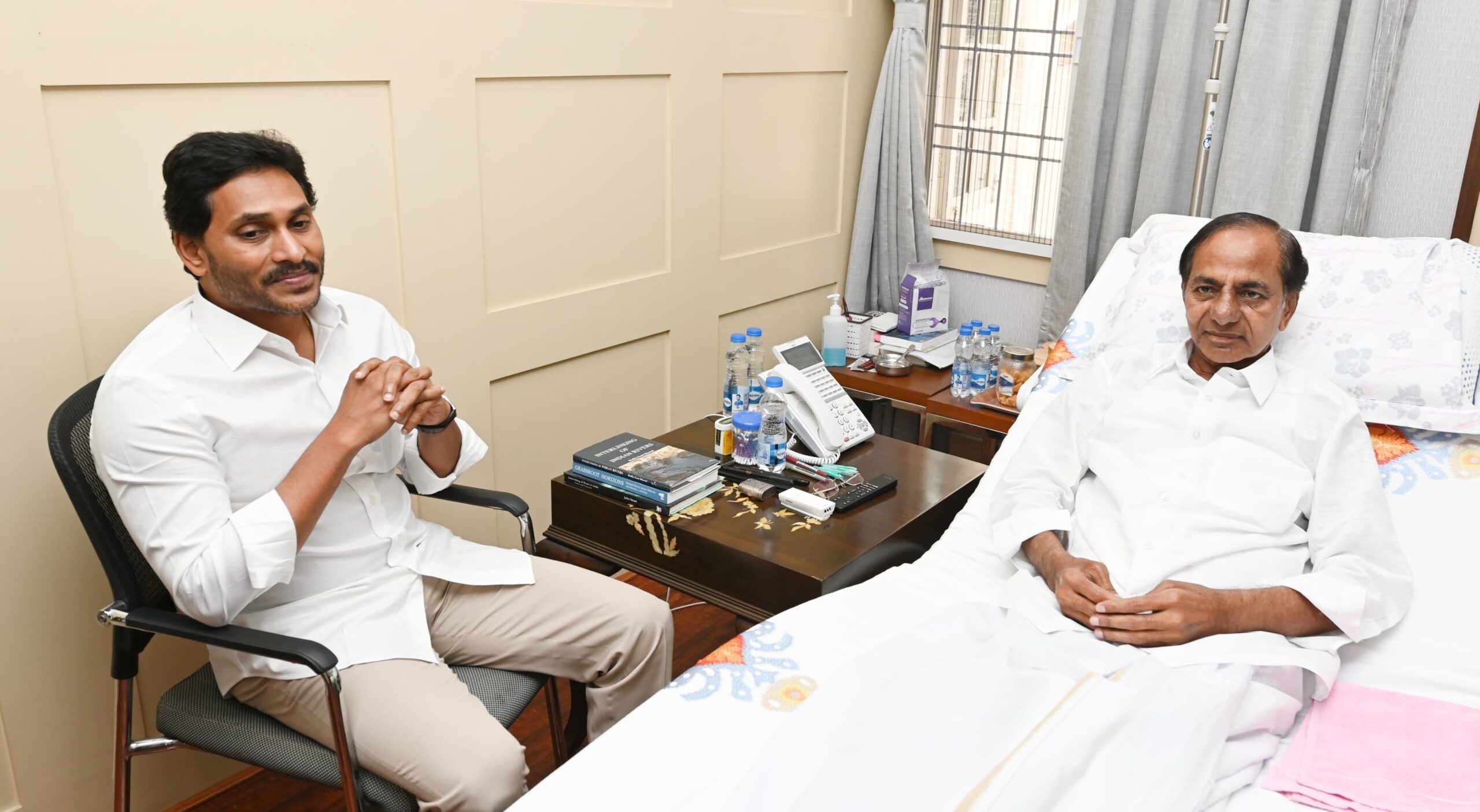 Why did Jagan meet KCR