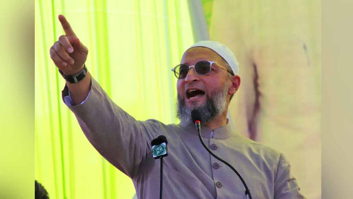hindu sena compliants to delhi police on assaduddin owaisi Remarks