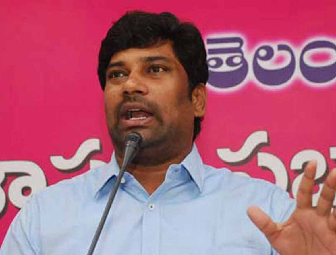 balka suman fires on congress govt cm revanth reddy