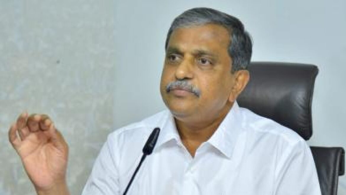 Sajjala Ramakrishna Reddy: 'TDP-Janasena alliance seems weak..!'