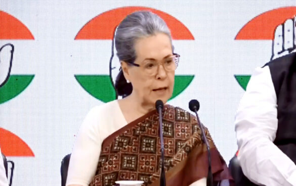 Soniya Gandhi: Conspiracy to hurt Congress financially: Sonia Gandhi