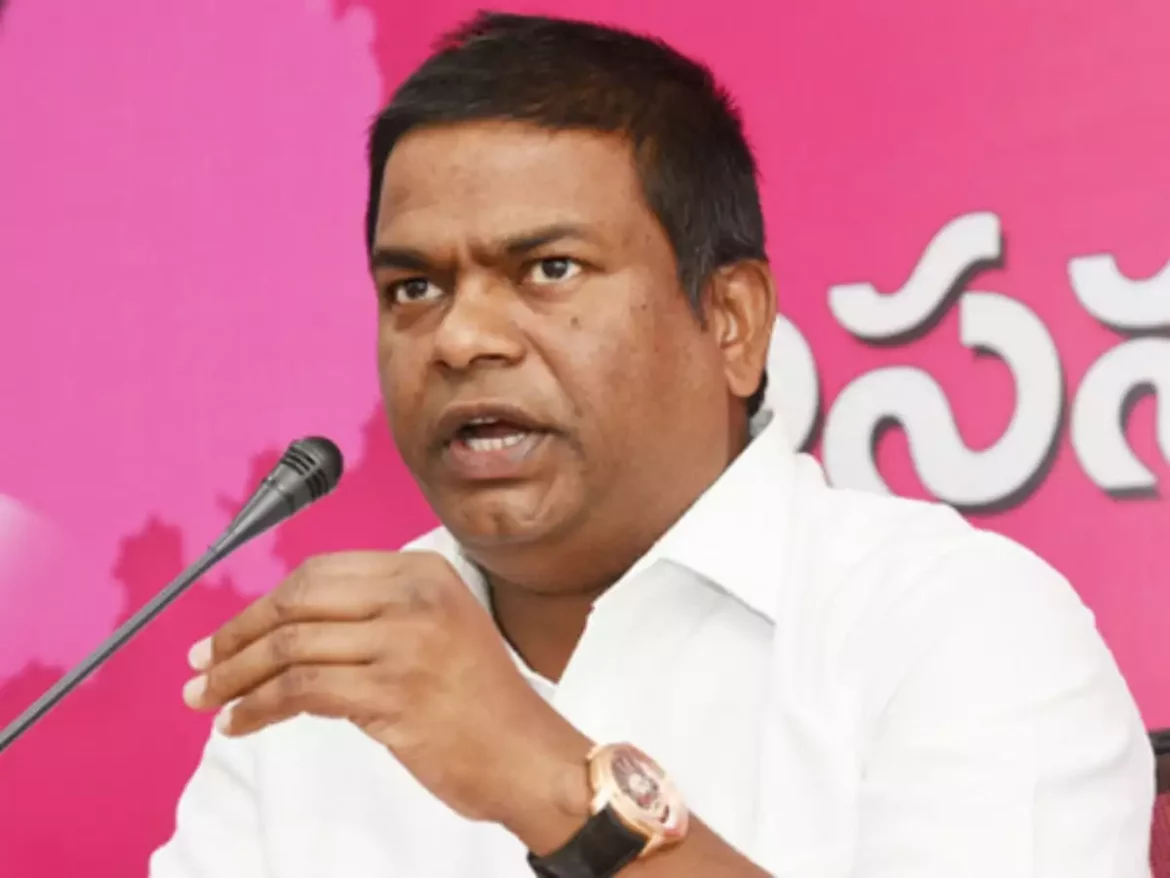 Jeevan Reddy: Two new scandals in the state. Ex MLA sensational comments..!