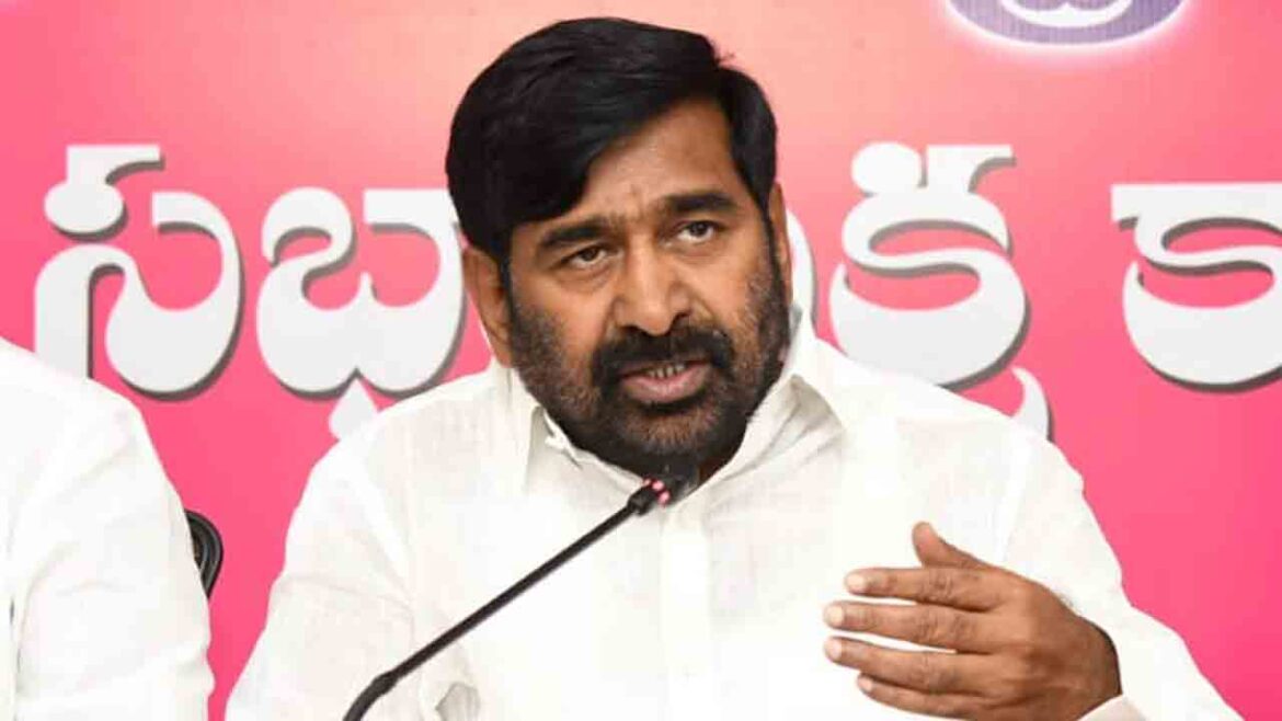 Komatireddy brothers brokers.. They are the ones who leaked that Revanth will join BJP: Jagadish Reddy