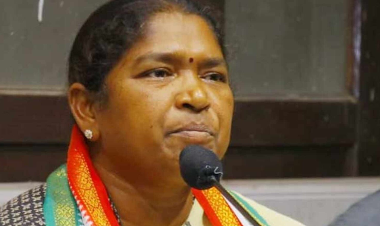 Minister Seethakka: Tax even if you are born or die in Modi government..!